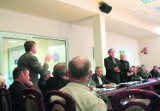 Sesja rady gminy niczym kłótnia na targu