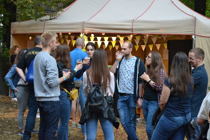 Tak wyglądał AlterFest 2019. Część koncertów odbywała się w...