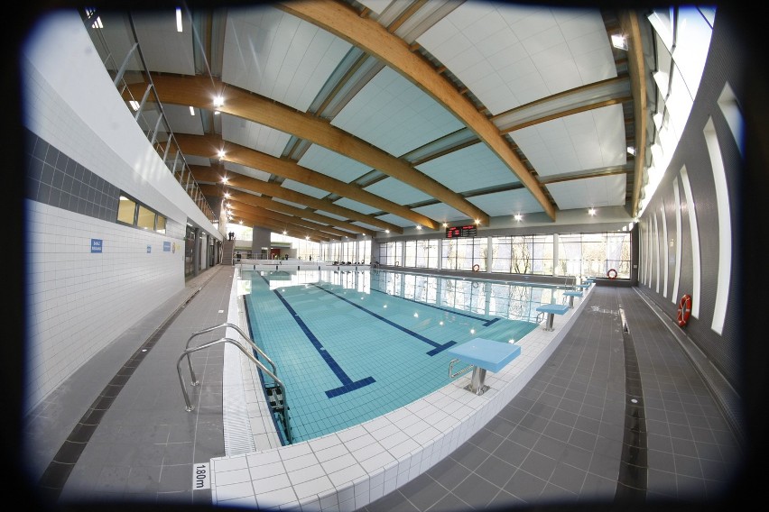 Nowy basen w Oławie już otwarty. Aquapark ma konkurencję (CENY, ZDJĘCIA)