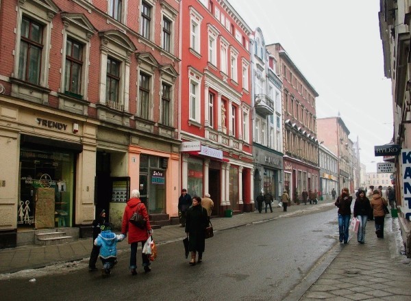 Krakowska jest najpiękniejszą ulicą, to i okna tu mają być ładne