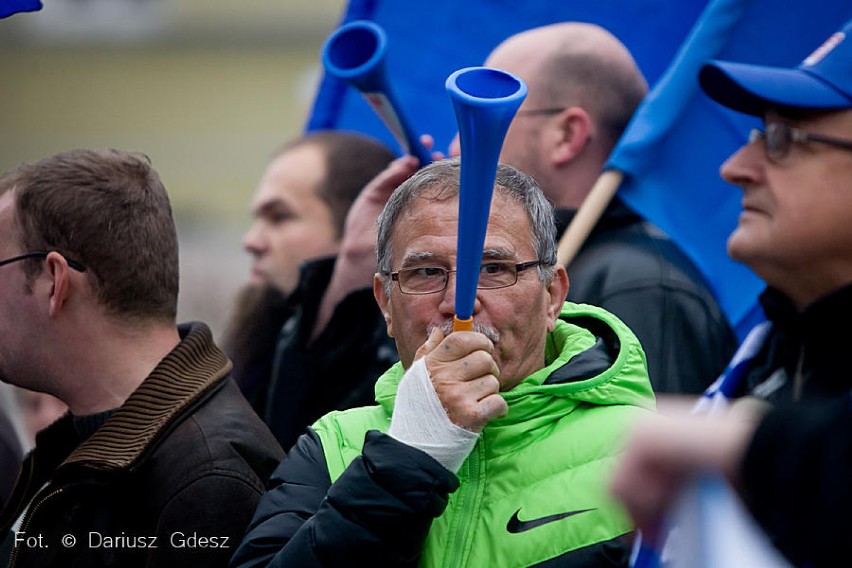 Wałbrzych: Protest związkowców przed ratuszem