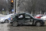 Powiat tarnowski: na drogach szklanka, auta lądują w rowach