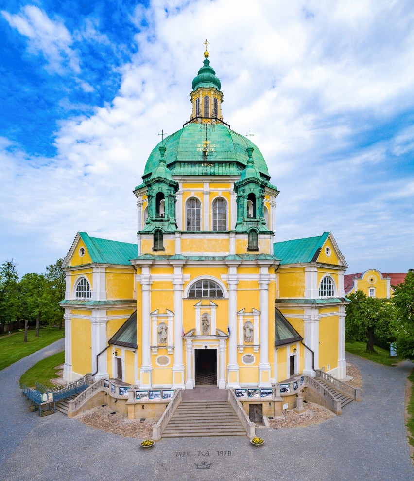 Barokowa bazylika księży filipinów to perła architektury...