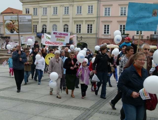 Marsz dla życia i rodziny przeszedł ulicami Piotrkowa