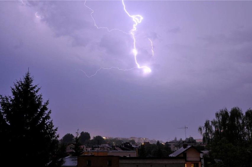 Nad Wielkopolskę nadciągają burze z gradem