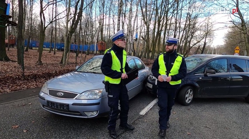 Specjalna aplikacja Śląskiej Policji pomoże ominąć korki. Informuje on-line o wypadkach, kolizjach i utrudnieniach 