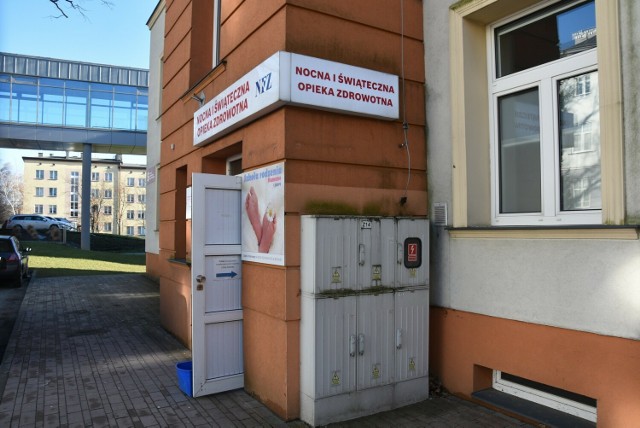 Nocna i Świąteczna Opieka Zdrowotna świadczona jest w jednym z budynków przy szpitalu w Tarnowie przez zewnętrzny podmiot