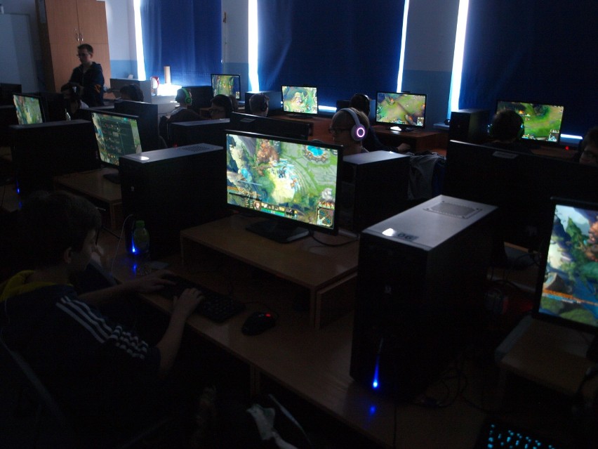 Ferie w Jarosławiu rozpoczęły się turniejem w League Of Legends [ZDJĘCIA]