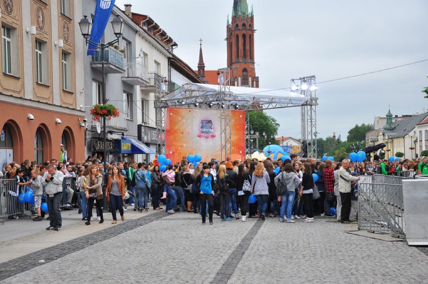 Impreza taneczna TVN na Rynku Kościuszki w Białymstoku