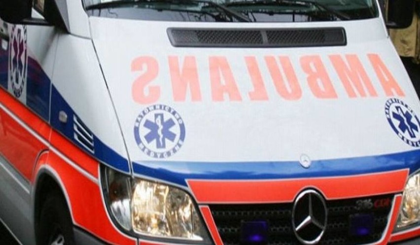 Śmiertelny wypadek w Humlinie w gminie Włocławek. Nie żyje 68-letni pasażer volkswagena [zdjęcia]