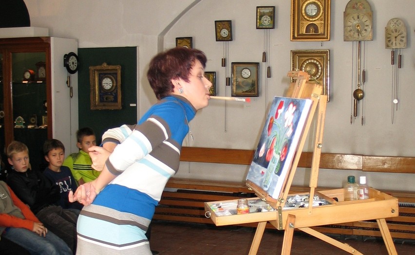 Spotkanie z malarką w krośniewickim muzeum [ZDJĘCIA]
