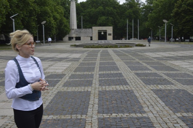 Przyjdźcie w poniedziałek na Plac Grunwaldzki. Razem namalujemy wielką kartkę z życzeniami. Urodzinowe atrakcje we wtorek zapowiedzieli: Marta Liberkowska z magistratu i Marcin Pejski z MZK.

