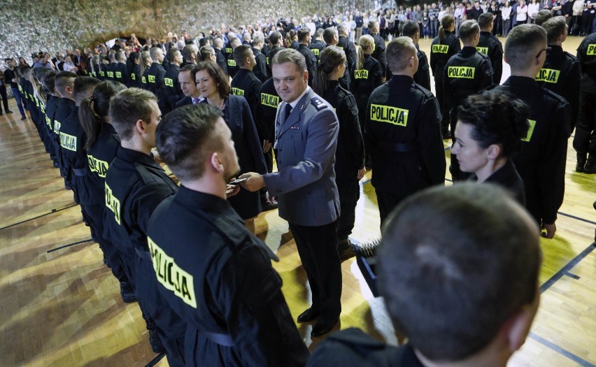 Dolny Śląsk. Brakuje policjantów, a chętnych do służby nie widać... Kiedy kolejny nabór? Zobacz terminy