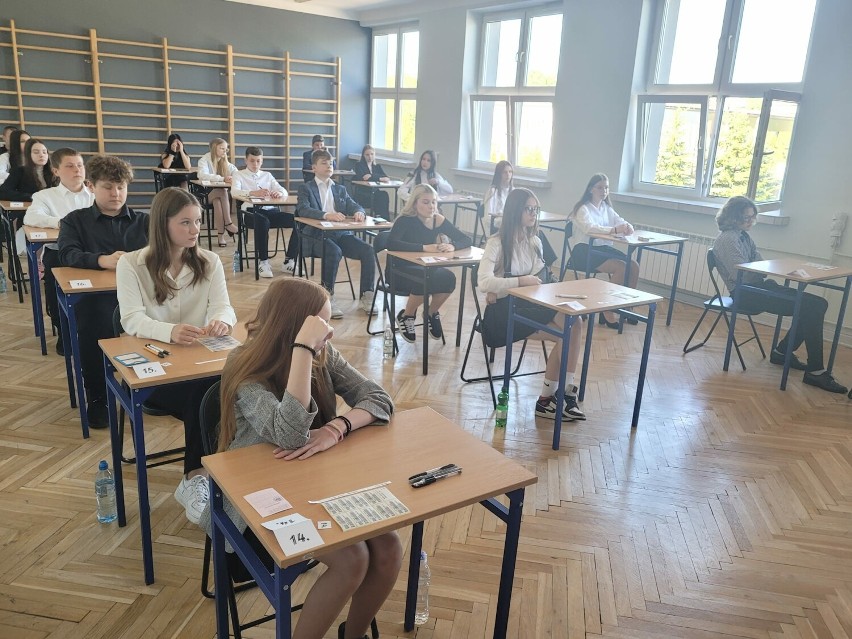 Egzamin ósmoklasisty 2024 w Publicznej Szkole Podstawowej nr 4 w Radomsku. ZDJĘCIA