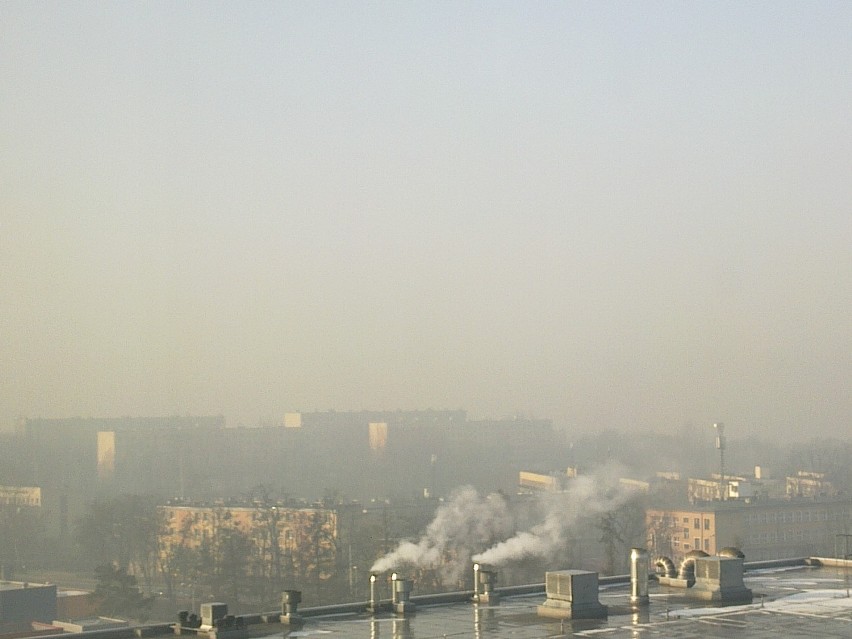 Ale smog! Nad Śląskiem wisi śmierdząca chmura