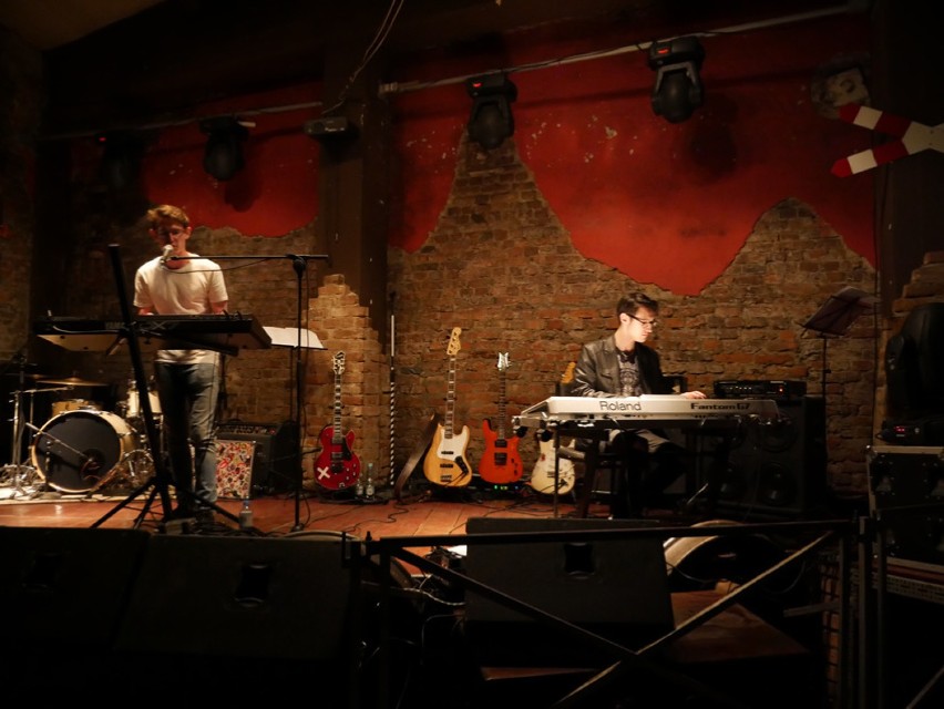 Trzy Piątki dla Sztuki - młodzi artyści zagrali w klubie Semafor w Skarżysku