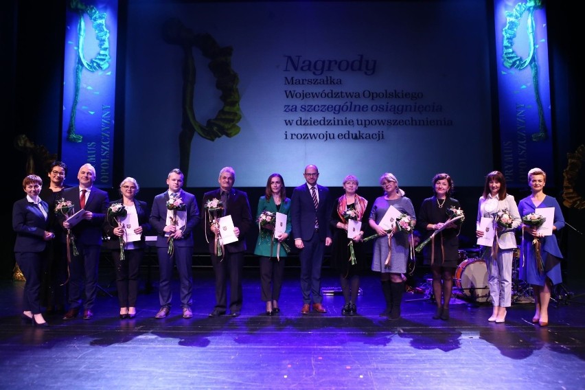 Regionalne Święto Edukacji w Opolu. Nagrody i stypendia dla uczniów, studentów, nauczycieli