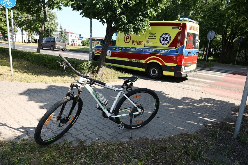 Potrącenie rowerzystki w Lesznie