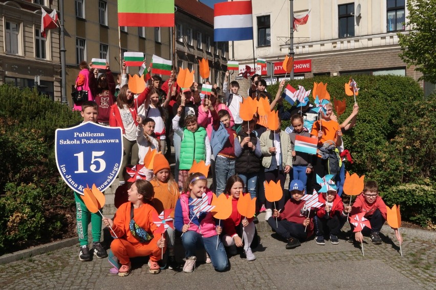 Dzień Europy 2024 w Wałbrzychu: Barwna parada przeszła przez centrum miasta - zobaczcie zdjęcia!