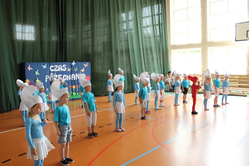 Uroczystość z okazji zakończenia roku przedszkola w Czechach...