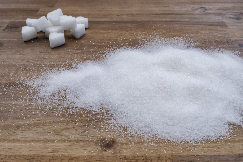 Cukier biały kryształ - za 1 kg:
* 2010 rok - 2,63 zł
* 2019...