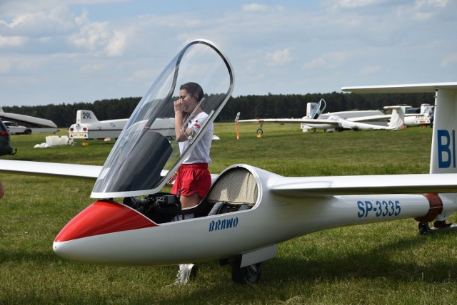 46. Szybowcowe Mistrzostwa Polski w Lisich Kątach pod Grudziądzem potrwają do 13 czerwca. W podniebnych konkurencjach startuje ponad 70 pilotów. Są też atrakcje do odwiedzających