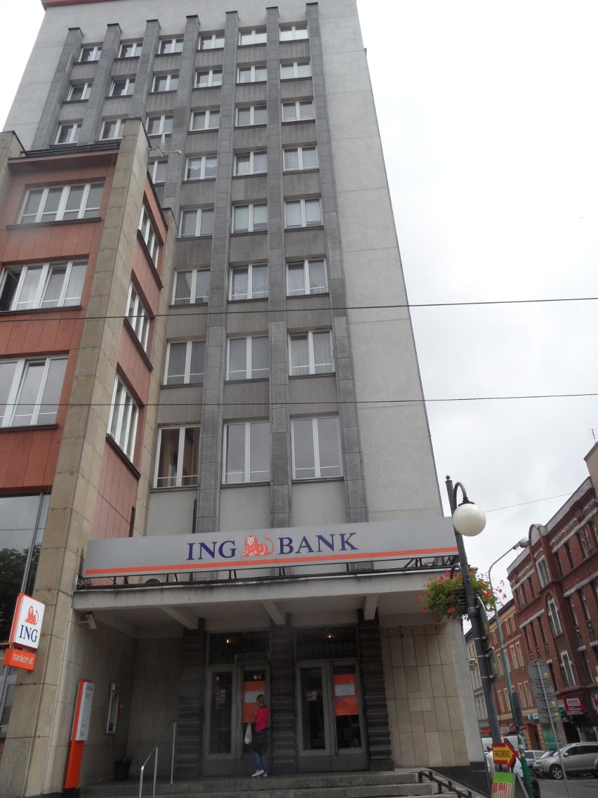 Bank wyprowadza się w drapacza chmur