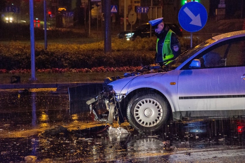 Wypadek na Sandomierskiej w Kielcach [WIDEO, ZDJĘCIA]