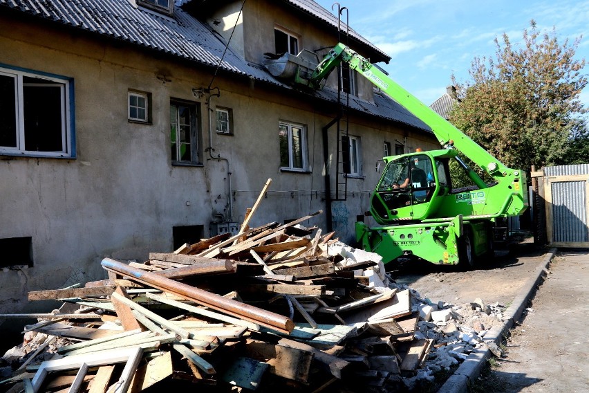 Ekipy budowlane pracują na osiedlu Wzgórze w Starachowicach. To miejsce zmieni się nie do poznania