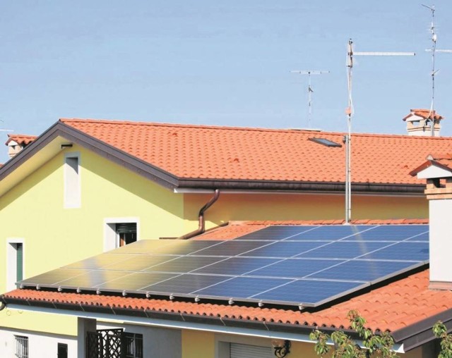 Gmina Skierniewice planuje do 2023 r. zainstalować 200 kolektorów słonecznych na budynkach mieszkańców