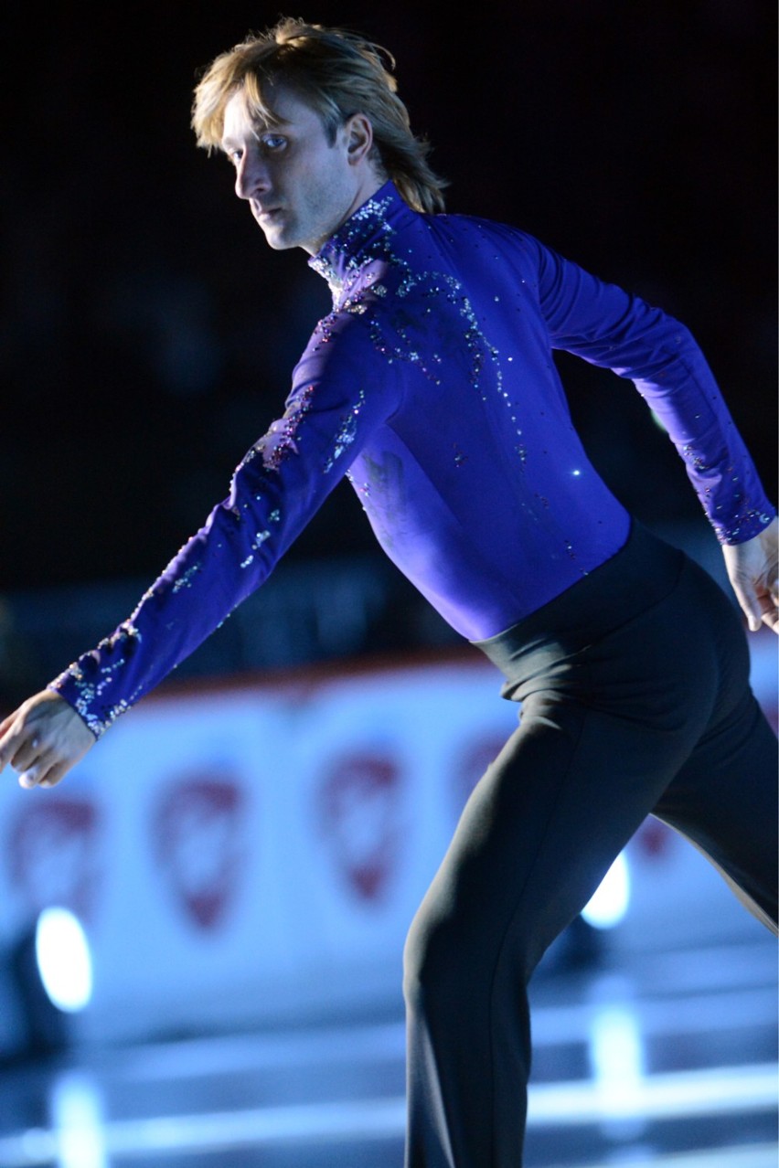 Kings on Ice. Popis łyżwiarskich umiejętności na Stadionie...