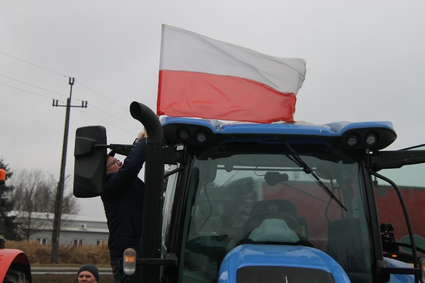 Rolnicy wyjechali ciągnikami na ulice! protesty odbyły się w całej Polsce! [ZDJĘCIA + FILM]