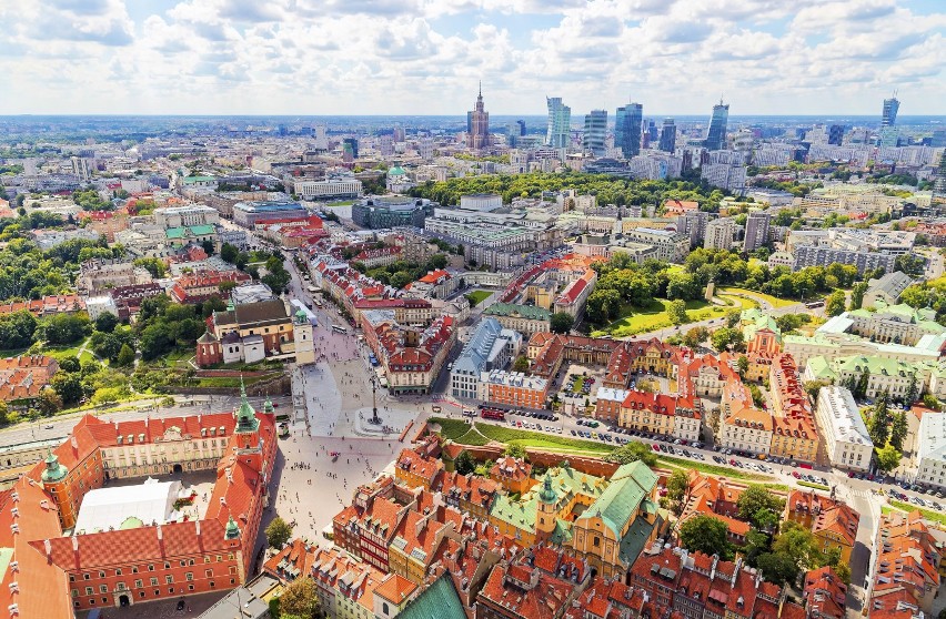 Warszawa z wysokości 3000 metrów. Niezwykłe zdjęcia na...