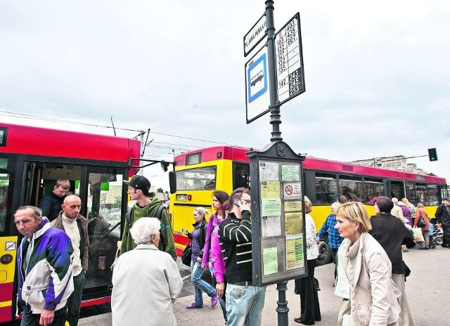 Najwięcej zmian w sobotę czeka nas na placu Jana Pawła II. Wróci tu pięć linii tramwajowych