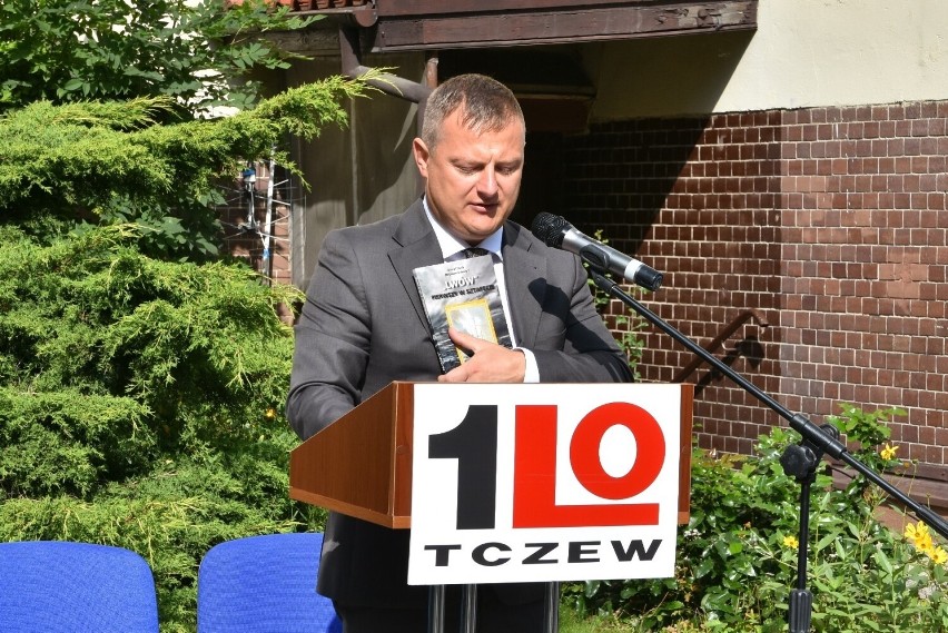 Tczew. Uroczystości z okazji 100-lecia podniesienia bandery na STS "Lwów" - pierwszego statku szkoleniowego