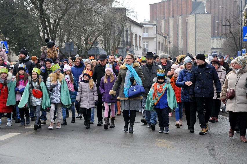 W ubiegłym roku, 6 stycznia, na ulicach Jasła były tłumy. Od...