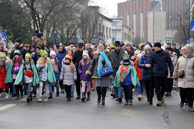 W ubiegłym roku, 6 stycznia, na ulicach Jasła były tłumy. Od kościoła Franciszkanów do Rynku przeszedł Orszak Trzech Króli.