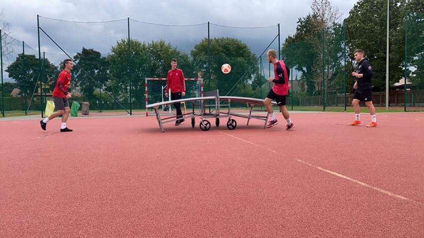 Teqball Team Władysławowo w akcji: prężnie reprezentują ziemię pucką na zawodach w Polsce i za granicą