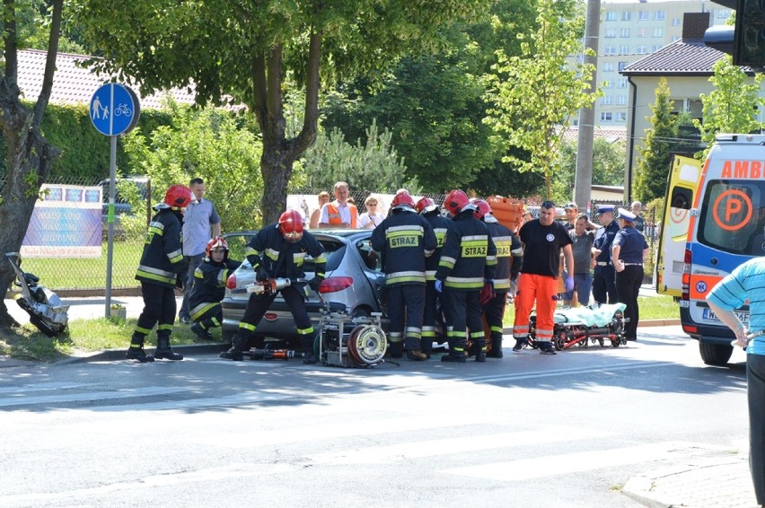 Bełchatów: wypadek na skrzyżowaniu ulic Kwiatowej i 1 Maja