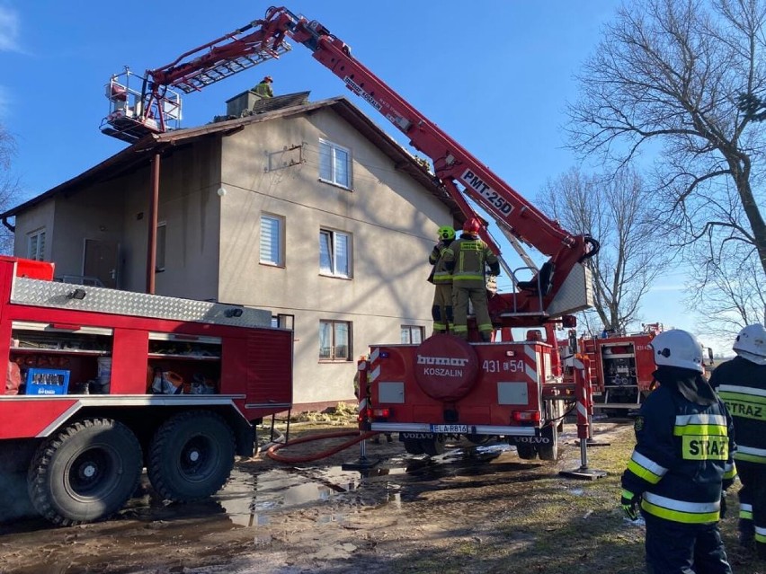 Pożar domu w Korczyskach w gminie Sędziejowice ZDJĘCIA