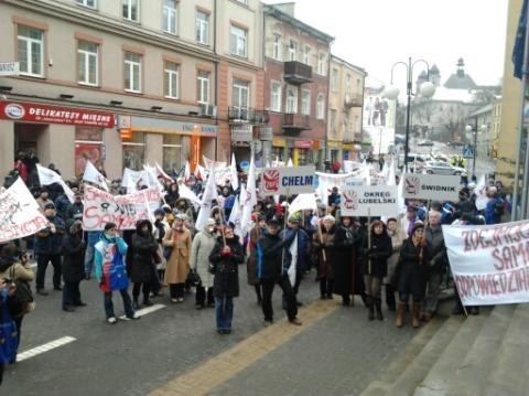 Manifestacja nauczycieli w Chełmie (ZDJĘCIA)