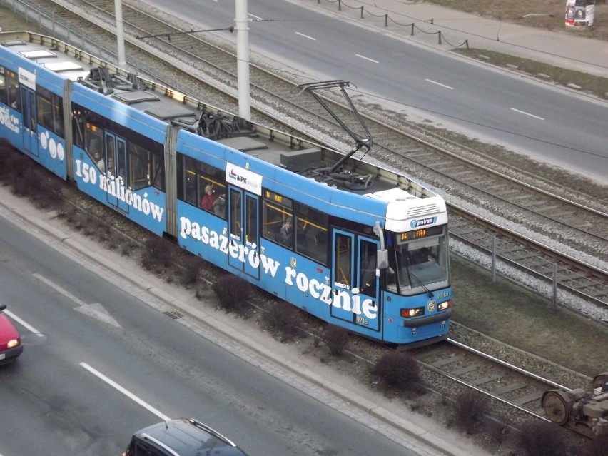 Wrocław: Zepsuł się tramwaj 14, będa opóźnienia