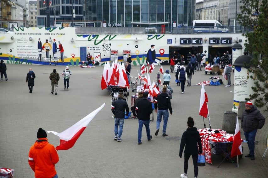 Święto Niepodległości w Warszawie. Tak wygląda stolica 11 listopada 2020. Policja blokuje miasto