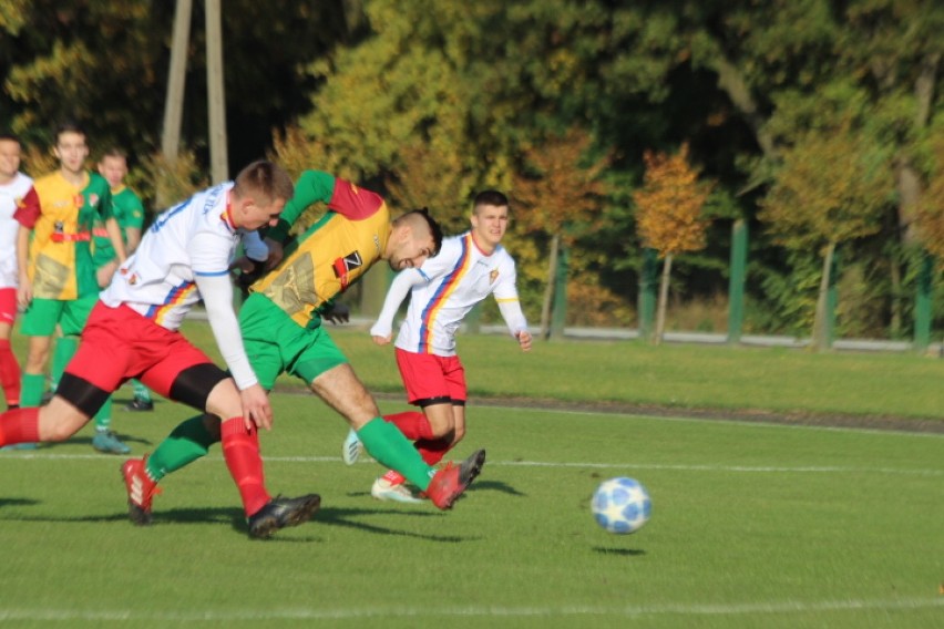 Ziemowit Osięciny - Łokietek Brześć Kujawski 2:3 w 13. kolejce 5 ligi kujawsko-pomorskiej [zdjęcia]