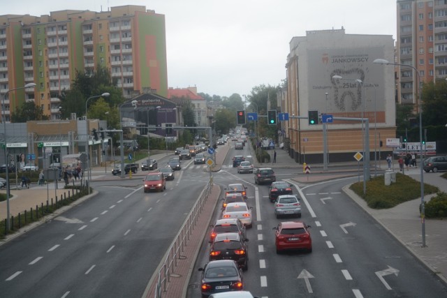 Miasto zapowiada, że w przyszłorocznym budżecie znajdą się pieniądze na budowę brakującego przejścia przez ulicę Struga.