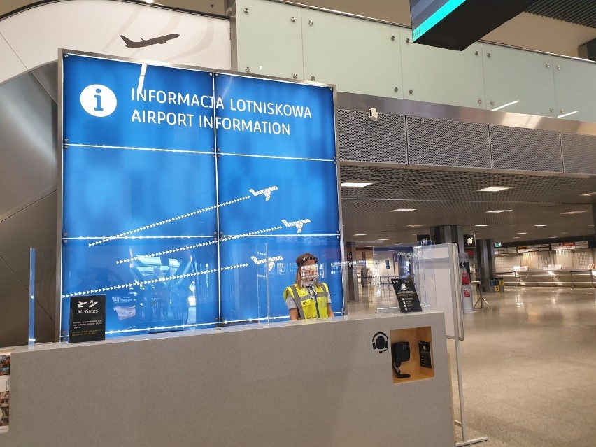 Dobry październik lotniska w Krakowie-Balicach: prawie 450 tys. pasażerów pomogło w ożywieniu krakowskiej i małopolskiej gospodarki