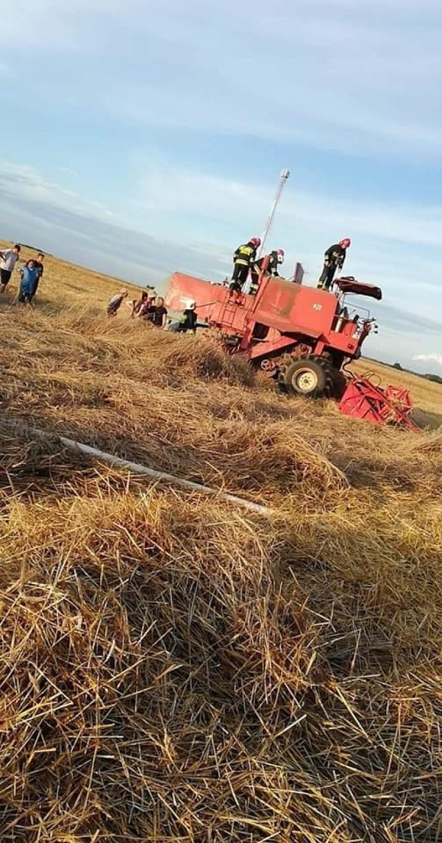 Gmina Ładzice: Pożar kombajnu w okolicach Jedlna