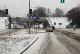 Uwaga! Bardzo trudne warunki na drogach Bielska-Białej i powiatu! Jest ślisko, pada marznący deszcz