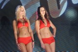 Piękne kobiety w skąpych bikini na gali MMA [zdjęcia]