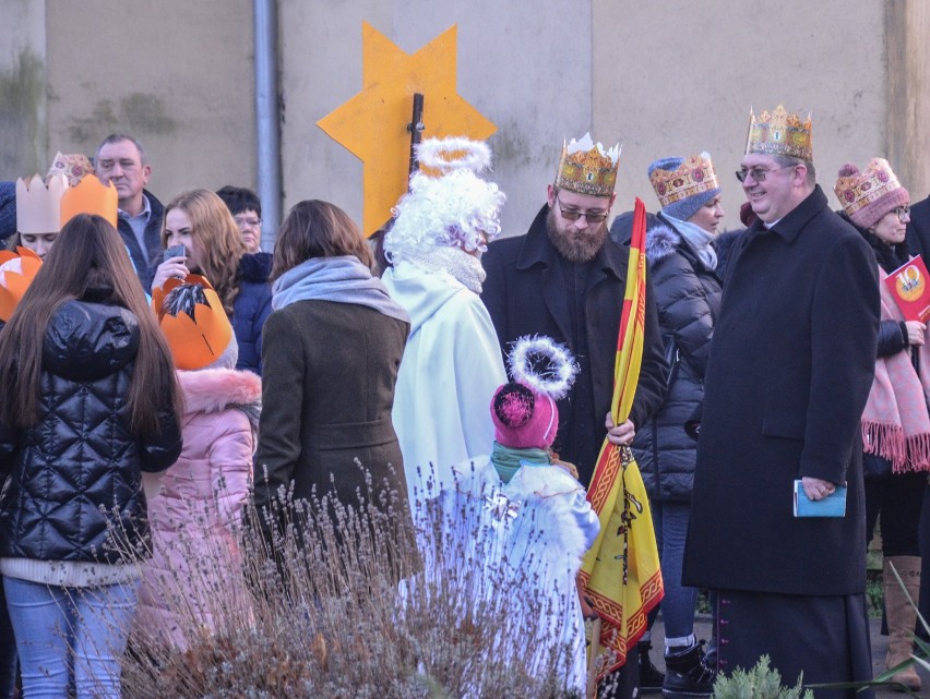 Orszak Trzech Króli po raz ósmy w Szamotułach [ZDJĘCIA]